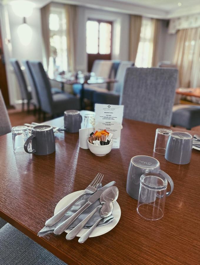 Newtown House Hotel South Hayling Buitenkant foto